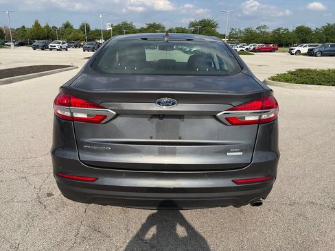 Used 2020 Ford Fusion SE FWD image 6