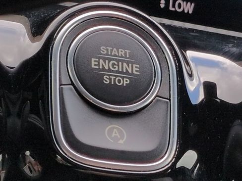 Certified 2022 Mercedes-Benz A 220 image 27