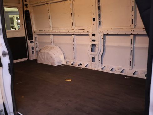 Used 2023 RAM ProMaster 2500 image 13