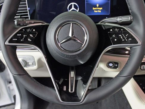 Certified 2026 Mercedes-Benz GLE 450 4MATIC image 18