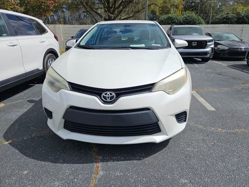 Used 2014 Toyota Corolla LE image 3