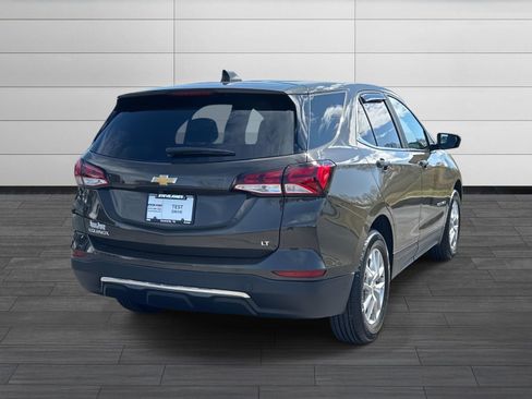Used 2023 Chevrolet Equinox LT image 4