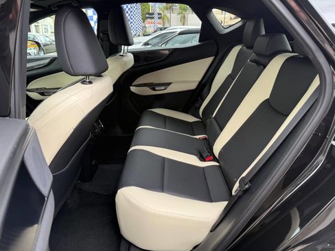 Used 2024 Lexus NX 250 FWD image 32