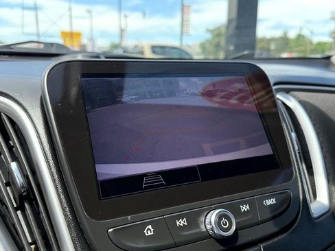 Used 2022 Chevrolet Malibu LT image 25