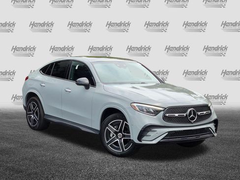Certified 2025 Mercedes-Benz GLC 300 4MATIC image 2
