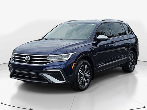 Used 2024 Volkswagen Tiguan Wolfsburg Edition FWD image 8