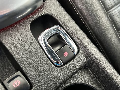 Used 2019 Buick Cascada Premium FWD image 36