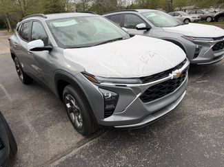 New 2026 Chevrolet Trax LT video 1