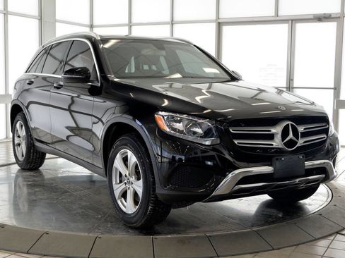 Used 2018 Mercedes-Benz GLC 300 4MATIC image 9