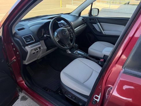 Used 2015 Subaru Forester 2.5i Premium w/ All-Weather Package image 19