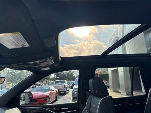Used 2023 Cadillac Escalade Sport w/ Touring Package image 25