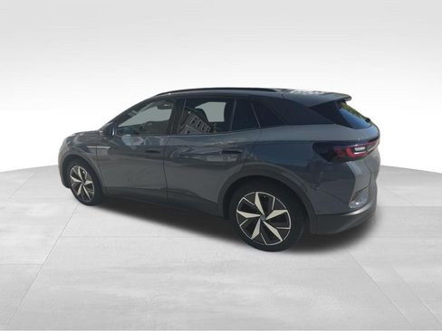 Used 2023 Volkswagen ID.4 S RWD image 3