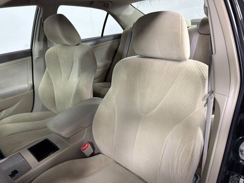 Used 2009 Toyota Camry LE FWD image 9