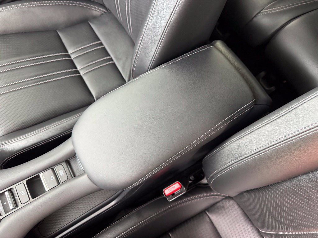 Used 2024 Honda HR-V EX-L image 26