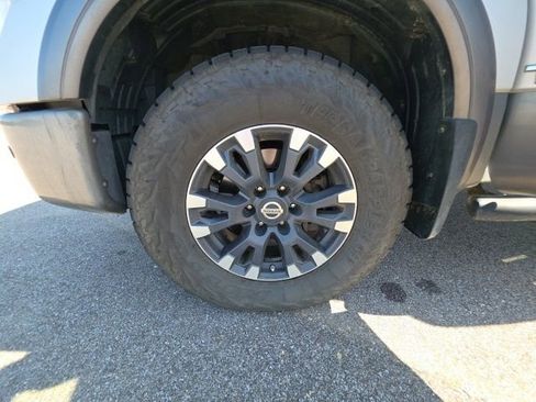 Used 2017 Nissan Titan PRO-4X image 34
