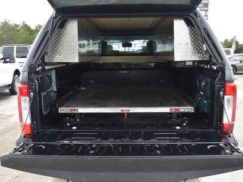 Used 2019 Ford F250 XL w/ Power Equipment Group AWD/4WD image 7