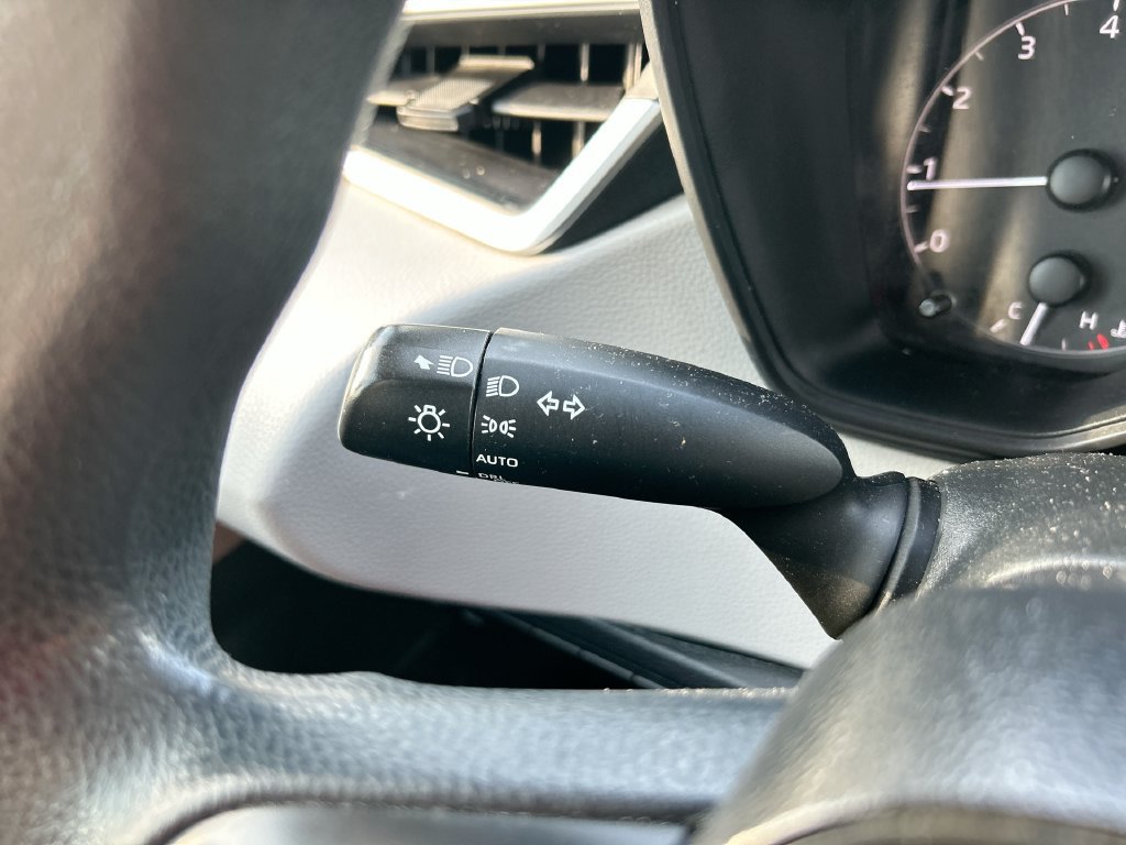 Used 2024 Toyota Corolla LE FWD image 19