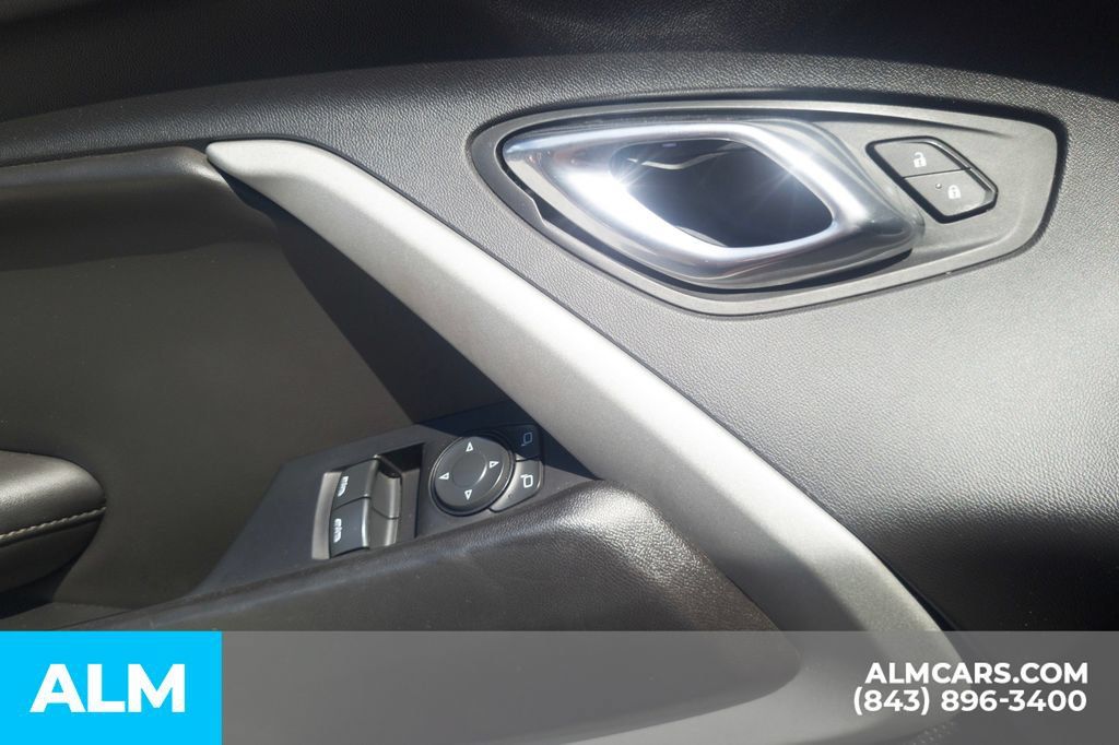 Used 2021 Chevrolet Camaro LT RWD image 15