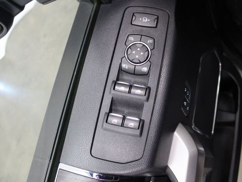 Used 2020 Ford F250 Lariat w/ Lariat Ultimate Package image 44