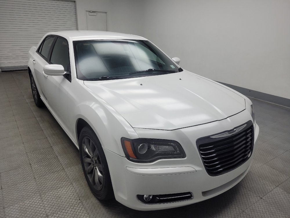 Used 2014 Chrysler 300 S AWD/4WD image 13