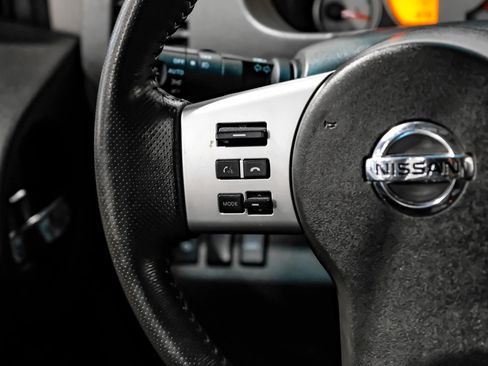 Used 2015 Nissan Xterra PRO-4X AWD/4WD image 15