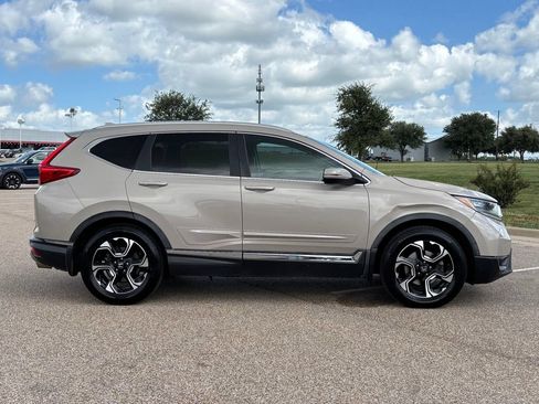 Used 2019 Honda CR-V Touring image 5