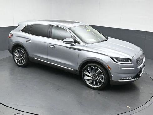 Certified 2023 Lincoln Nautilus Reserve w/ Equipment Group 202A image 45