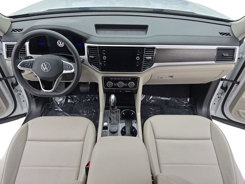 Used 2022 Volkswagen Atlas SE image 9