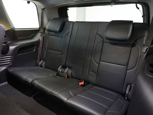 Used 2019 GMC Yukon SLT image 16