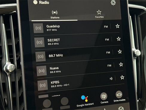 New 2026 Volvo XC90 T8 Ultra w/ Lounge Package image 18