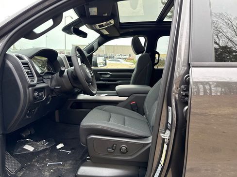 New 2026 RAM 1500 4x4 Crew Cab image 19