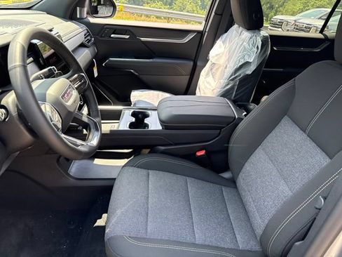 New 2026 GMC Acadia Elevation w/ LPO, All-Weather Package AWD/4WD image 4