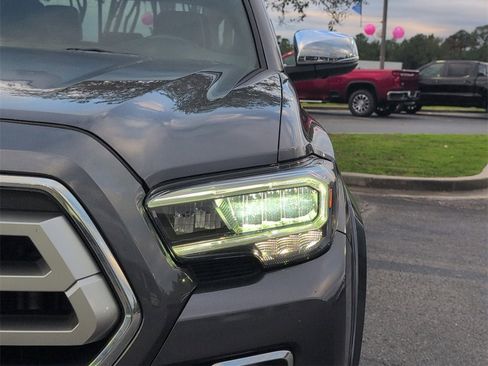 Used 2023 Toyota Tacoma Limited image 32