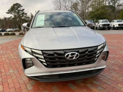 Used 2022 Hyundai Tucson SEL w/ Convenience Package FWD image 4