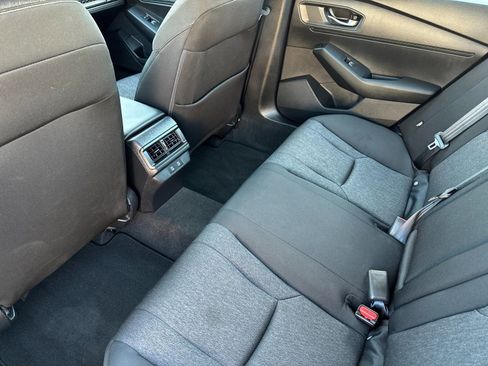 Used 2025 Honda Accord SE image 9