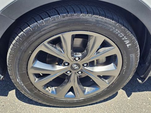 Used 2018 Hyundai Santa Fe Sport FWD image 10