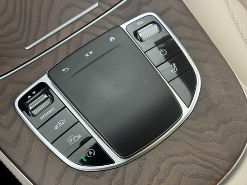Used 2022 Mercedes-Benz E 450 4MATIC All-Terrain Wagon image 35