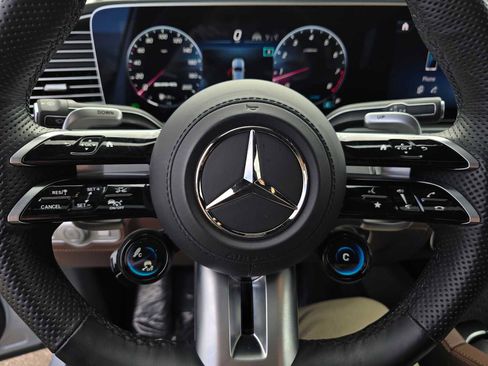 Used 2024 Mercedes-Benz GLE 63 AMG S image 27