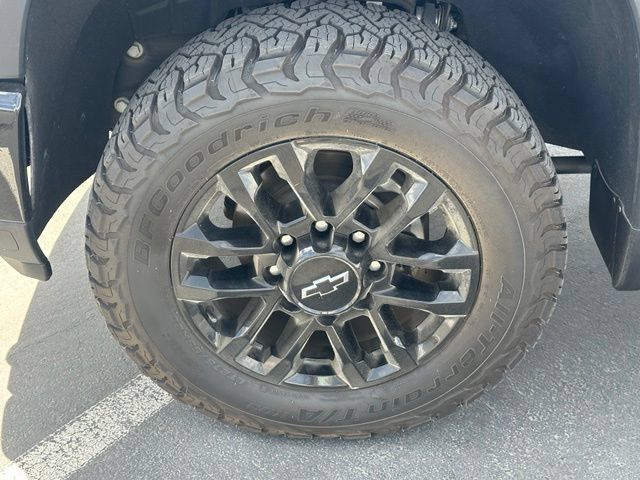 Certified 2025 Chevrolet Silverado 2500 Custom w/ Custom Value Package AWD/4WD image 13