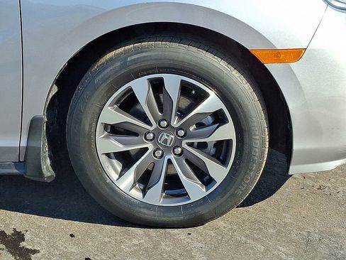 Used 2023 Honda Odyssey EX-L image 11