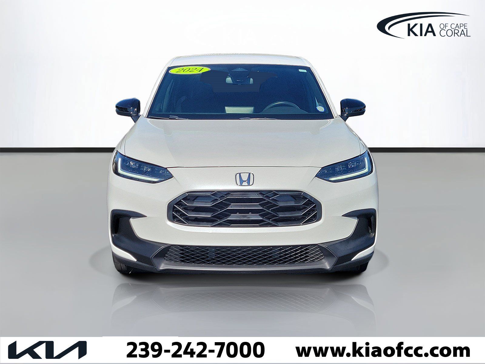 Used 2024 Honda HR-V Sport image 2