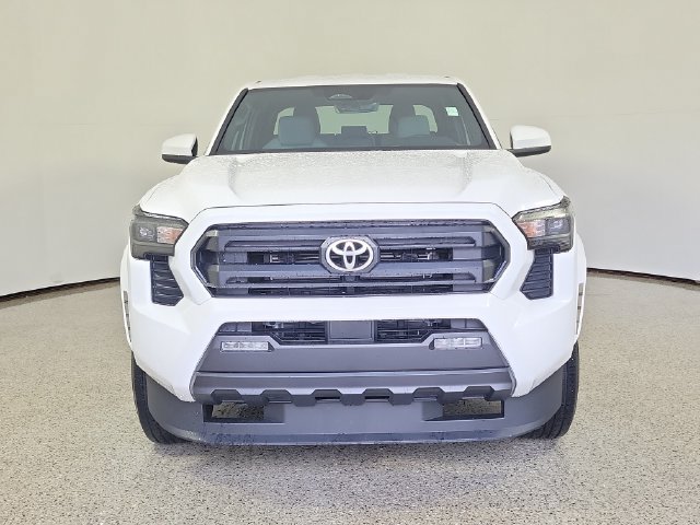 Used 2026 Toyota Tacoma SR5 AWD/4WD image 3