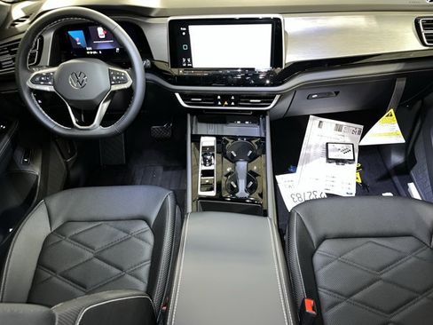 New 2026 Volkswagen Atlas Cross Sport SE AWD/4WD image 7