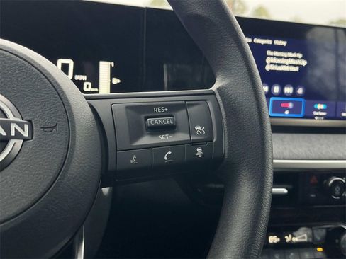 New 2026 Nissan Kicks SV image 23