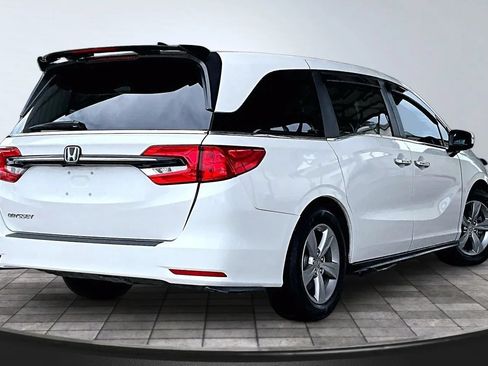 Used 2024 Honda Odyssey EX image 6