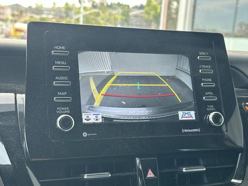 Used 2024 Toyota Camry LE FWD image 17