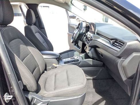 Certified 2025 Ford Escape Active AWD/4WD image 20