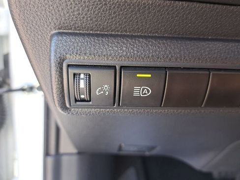 Certified 2023 Toyota Corolla LE image 27