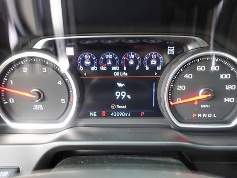 Used 2020 Chevrolet Silverado 3500 High Country w/ Technology Package image 20