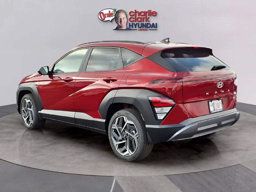 New 2027 Hyundai Kona SEL Premium FWD image 3